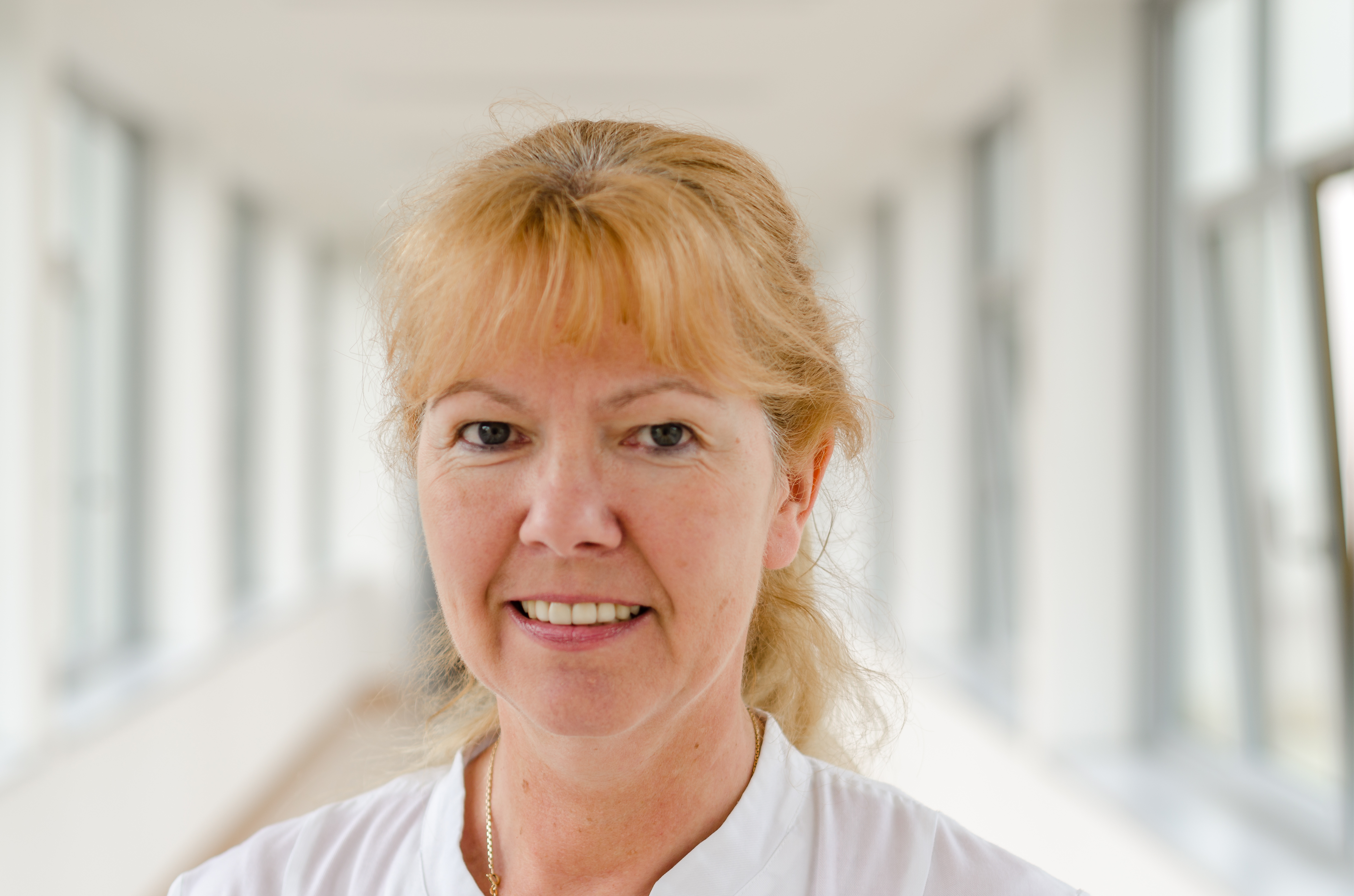 Dr. Med. Brigitte Albert Fachärztin Für Augenheilkunde Schmerztherapie | Sana Kliniken Leipziger Land